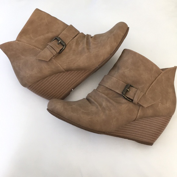 Blowfish Shoes - Barely worn EUC Blowfish size 7.5 ankle booties